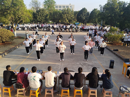 比赛现场1_副本.jpg